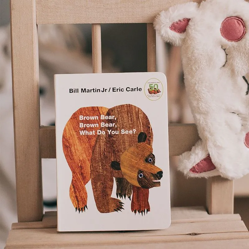 livro infantil com urso na capa intulado "Brown Bear, Brown Bear, What do you see?"